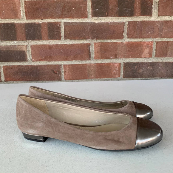 Naturalizer Applause tan leather cap-toe slip on flats Women's Size US 6.5 M - Picture 4 of 9